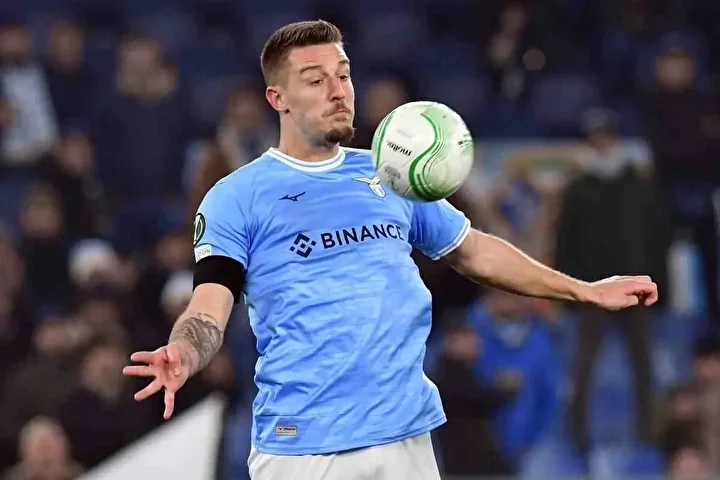 Transfer ateşi yandı: Fenerbahçe ve Galatasaray tıpkı yıldızı istiyor! 5 transfer atesi yandi fenerbahce ve galatasaray tipki yildizi istiyor 4 hUahQdhw