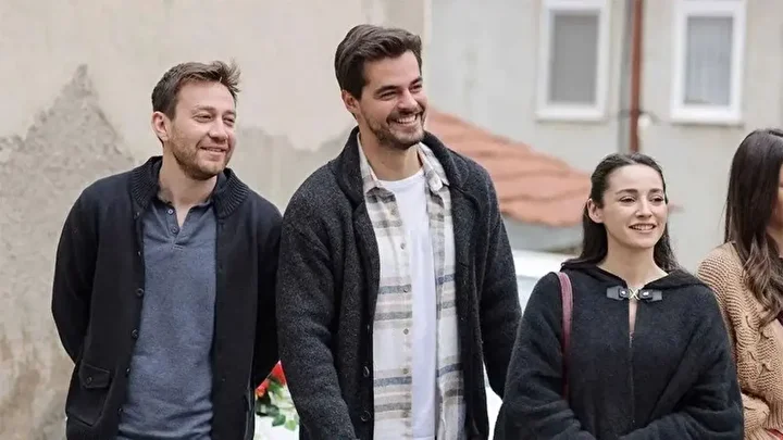 trt 1in sevilen dizilerinden gonul daginda soke eden ayrilik sevilen oyuncunun oykusu bitti veda MCeqdsrU