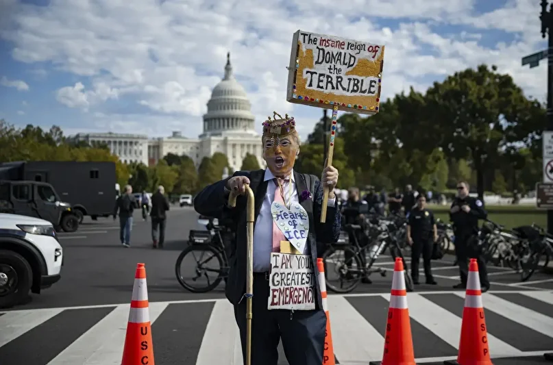 trump krallara hayir protestolarina reaksiyon gosterdi canimi disime takiyorum 1