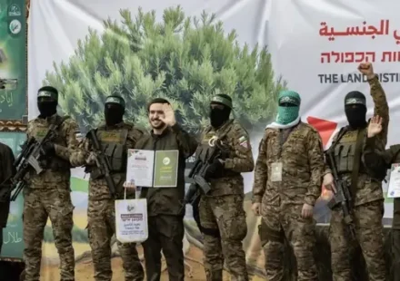 Trump’ı beklemeyecekler: ‘Hamas esirleri yarın hür bırakacak’ tezi trumpi beklemeyecekler hamas esirleri yarin hur birakacak tezi KuawFwhL.webp