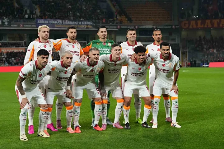 tugay kerimoglundan galatasarayli yildiza surpriz teklif premier lige gidebilir 4 VpJvBgV8