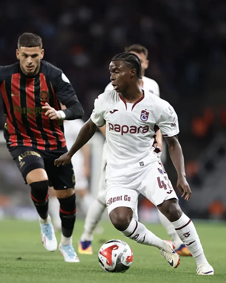 Tugay Kerimoğlu'ndan Trabzonsporlu futbolcu için flaş davet: Türk vatandaşı yapalım 5 tugay kerimoglundan trabzonsporlu futbolcu icin flas davet turk vatandasi yapalim 4 HCB8bhry
