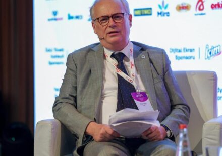 TÜGİS Yönetim Kurulu Lideri Kaan Sidar: Global Rekabet İçin Türk Markaları Güç Kazanmalı tugis yonetim kurulu lideri kaan sidar global rekabet icin turk markalari guc kazanmali rCkzXuyb.jpg