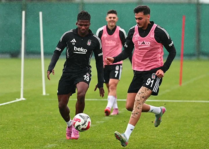 tumosan konyaspor besiktas mac takimi ve beklenen 11ler 3 QVqBQFBk
