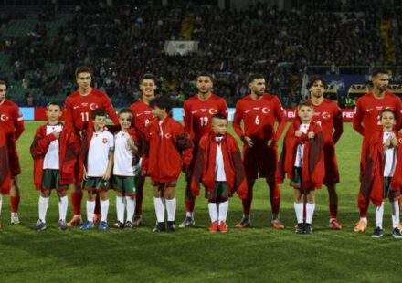 turkiye gurcistan macinda filistin karari musabaka oncesi L87WdDkD.jpg