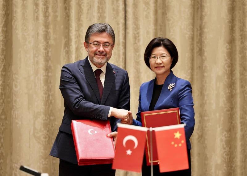 Türkiye ile Çin imzayı attı! 300 milyar dolarlık pazar hedefte! 3 turkiye ile cin imzayi atti 300 milyar dolarlik pazar hedefte 2 DSvHn767