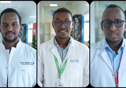 turkiyeden mezun 3 doktor ulkelerine umut oldu AYLjPHHc.jpg