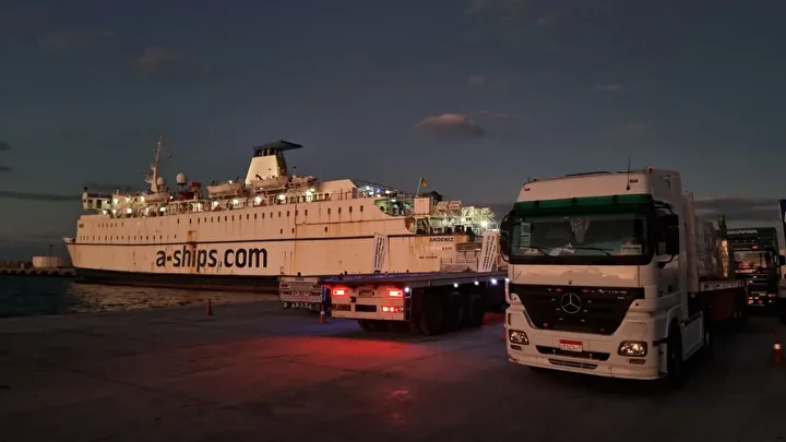 Türkiye'nin 25 insani yardım tırı Gazze için Refah Hudut Kapısı'na hareket etti 1 turkiyenin 25 insani yardim tiri gazze icin refah hudut kapisina hareket etti 0