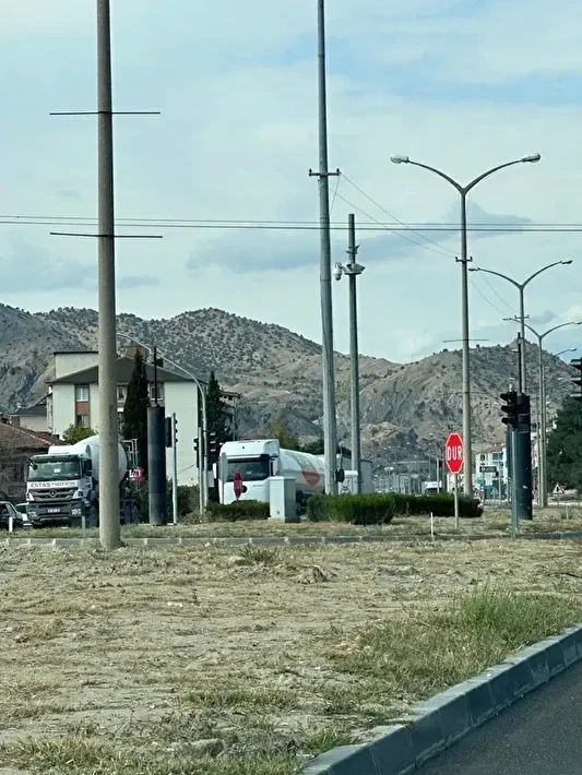 Türkiye'nin yollarında tek nizam tek kural: Baş karıştıran sürat levhaları tarihe karıştı 5 turkiyenin yollarinda tek nizam tek kural bas karistiran surat levhalari tarihe karisti 4 rifGR6RA