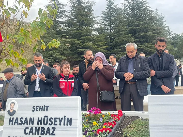 tusas sehitleri taarruzun yil donumunde kabirleri basinda anildi 4 IhP1yCBQ