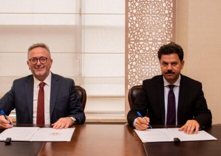 TÜYEK ile Selçuk Üniversitesi ortasında “Yazma ve Az Eserler Protokolü” imzalandı tuyek ile selcuk universitesi ortasinda yazma ve az eserler protokolu imzalandi seDdjGYs.jpg