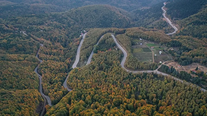 uludagda iki bin metre havadan goruntulendi doruga ciktikca barizlesti gorenler mest oluyor 4 hKu32qMY