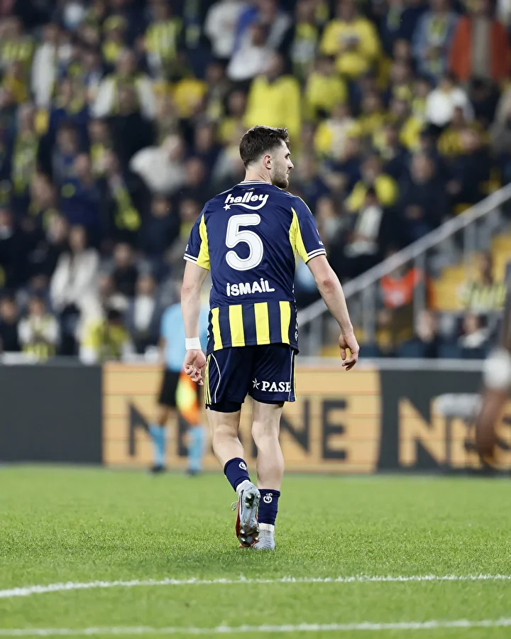 Ümit Karan'dan Fenerbahçeli futbolcu için dikkat çeken tez: 60 milyon euro 5 umit karandan fenerbahceli futbolcu icin dikkat ceken tez 60 milyon euro 4
