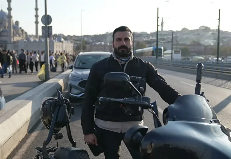 umre cesidi iptal olan kayserili gurbetci hollandadan suudi arabistana motosikletiyle gitti 1 4GaQLVXl