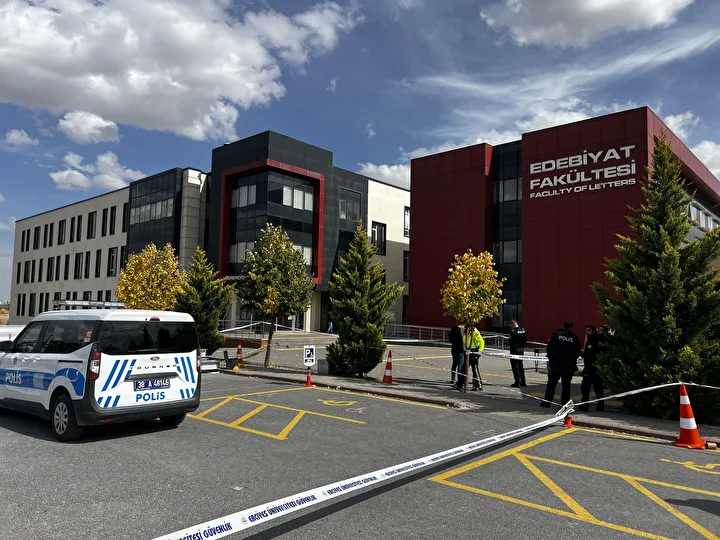 universitede bayan cinayeti uc cocuk annesi ve son sinif ogrencisiydi 0 V6JKb25w