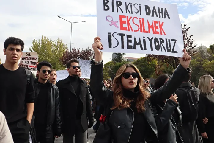 universitedeki bayan cinayetinde yurek yakan ayrintilar melihanin hayali ogretmen olmakmis 9