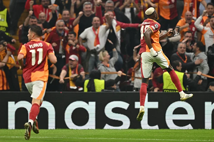 victor osimhen avrupada yeniden atti galatasaray tarihine gecti 1 UPpE7mB9