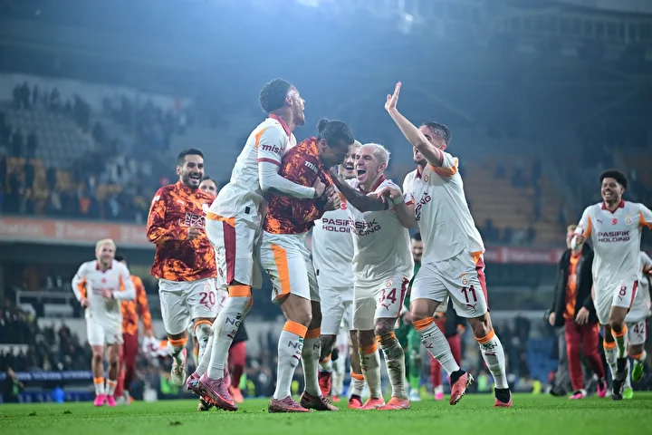 volkan demirel kendi konutunda oynuyorsan galatasaraydan puan alirsin 9