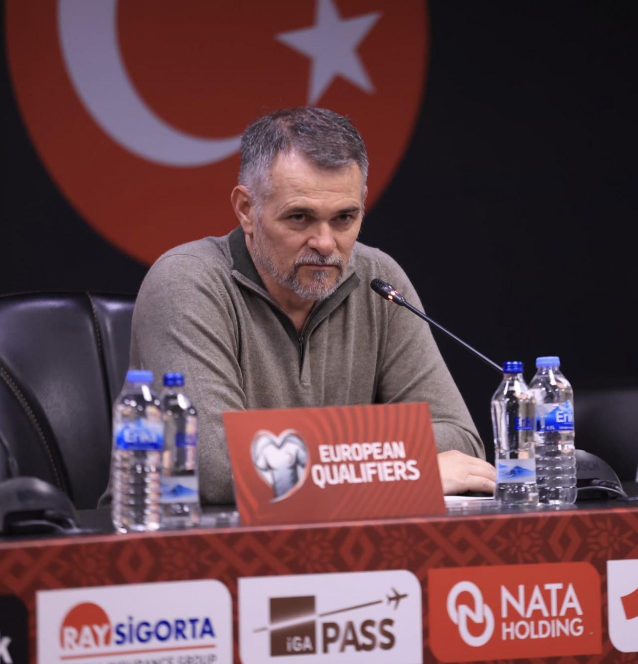Willy Sagnol: Türkiye güçlü bir kadrodur 1 willy sagnol turkiye guclu bir kadrodur 0 gl8jWmN7
