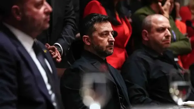 Zelenski’den Trump’tan sonrası kritik görüşme: Avrupalı başkanlardan güvenlik garantisi istedi zelenskiden trumptan sonrasi kritik gorusme avrupali baskanlardan guvenlik garantisi istedi 8PXanEIU.webp
